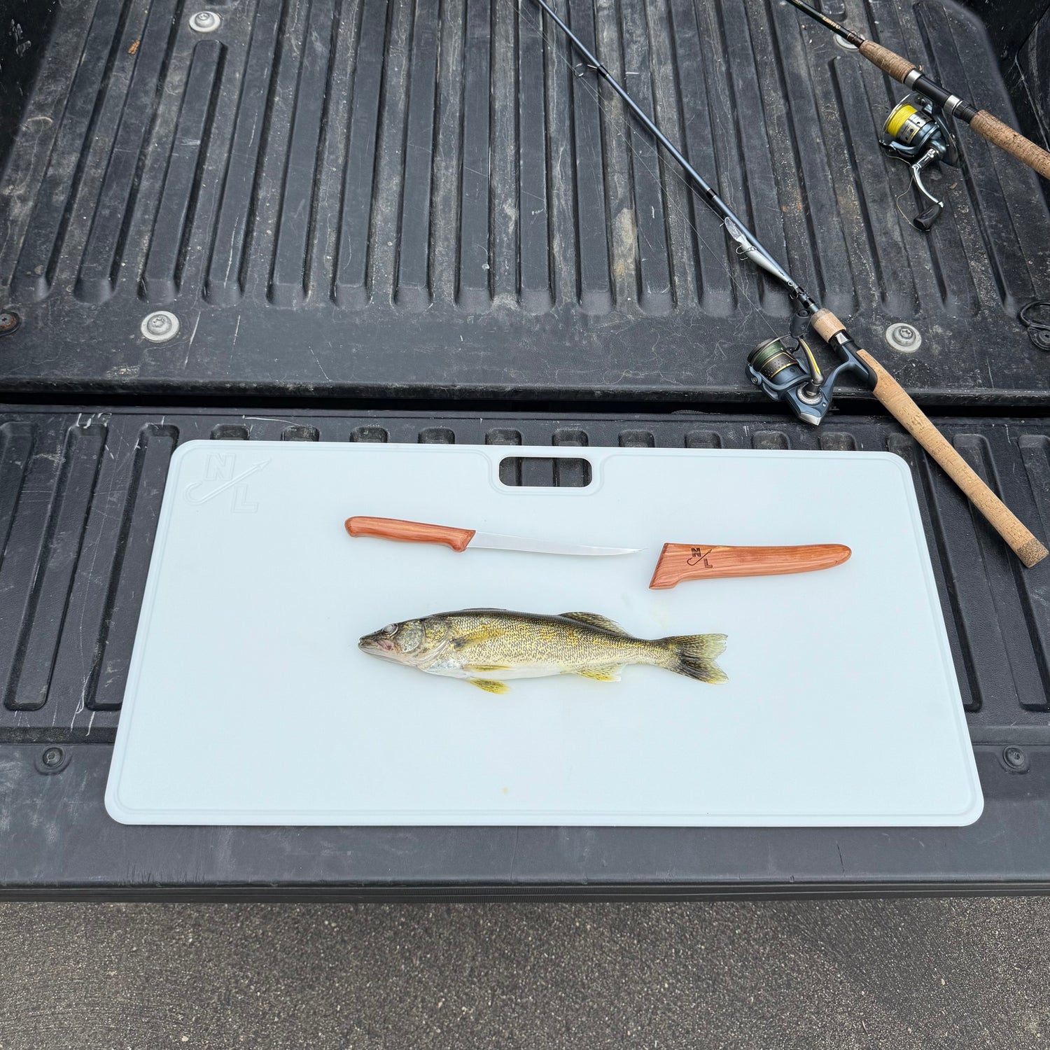 16”x32” North Lake Cutting Board