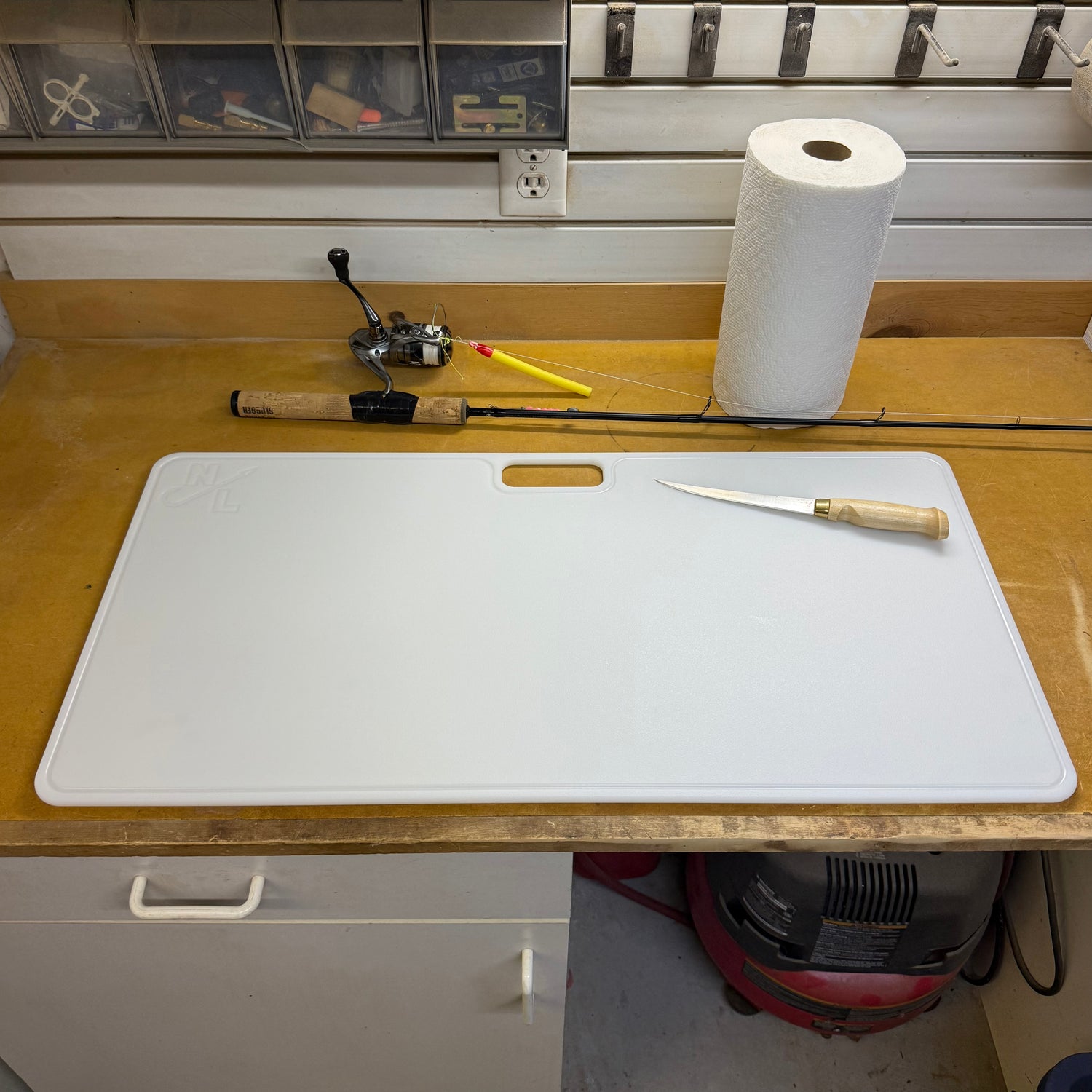 16”x32” North Lake Cutting Board