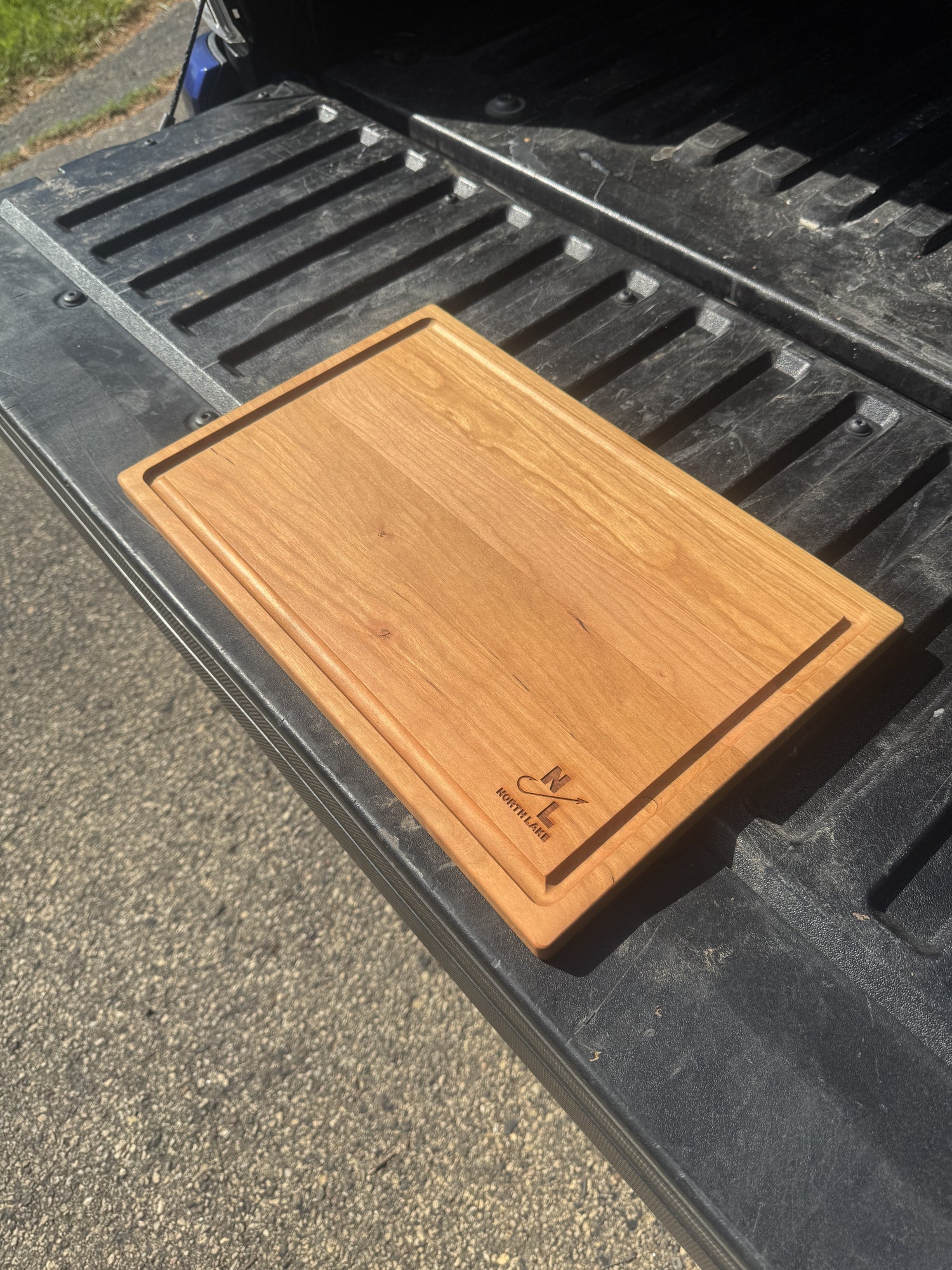 11x17 Cherry Cutting Board